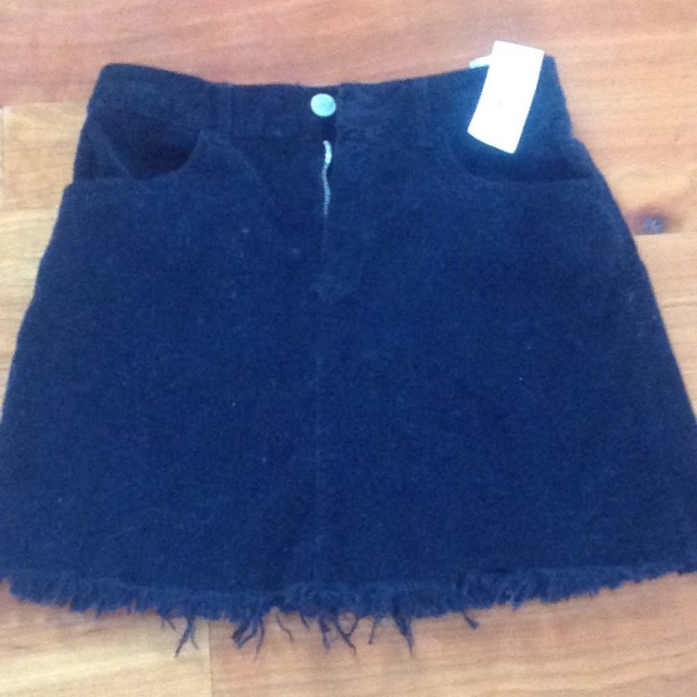 Black skirt